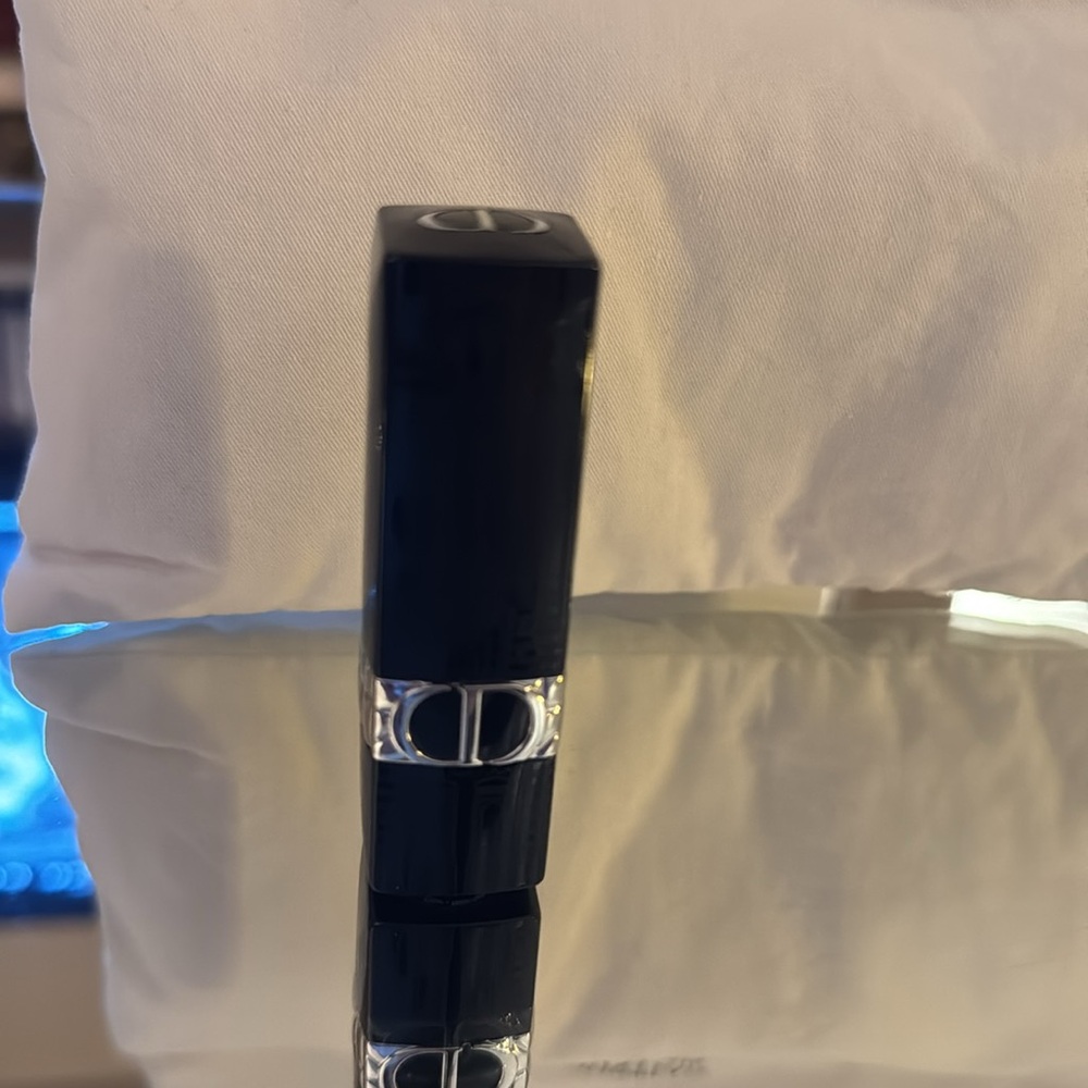 Christian Dior Bundle. Pouch, Mini Pillow, bracelet and lipstick. ♥️ - Picture 7 of 16